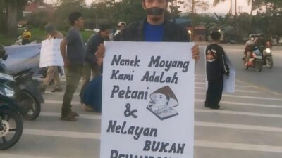 Aksi Diam WALHI Sultra Desak Hakim PN Unaaha Tegakkan Keadilan Lingkungan untuk Morosi