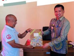 Sertijab Rahandouna : M. Ismail, Jabatan Boleh Berganti Pengabdian dan Loyalitas Tetap Junjung Tinggi