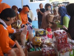 Bazar Murah Sembako di Lanud Haluoleo Diserbu Warga, Pia Ardhya Garini dan Yasarini Bantu Ringankan Beban Masyarakat
